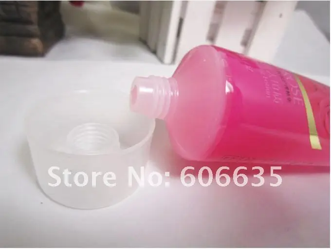 free shipping Lulanjina $11.99 Lulanjina  ROSE WHITENING & PEELING BATH FOAM 120ml