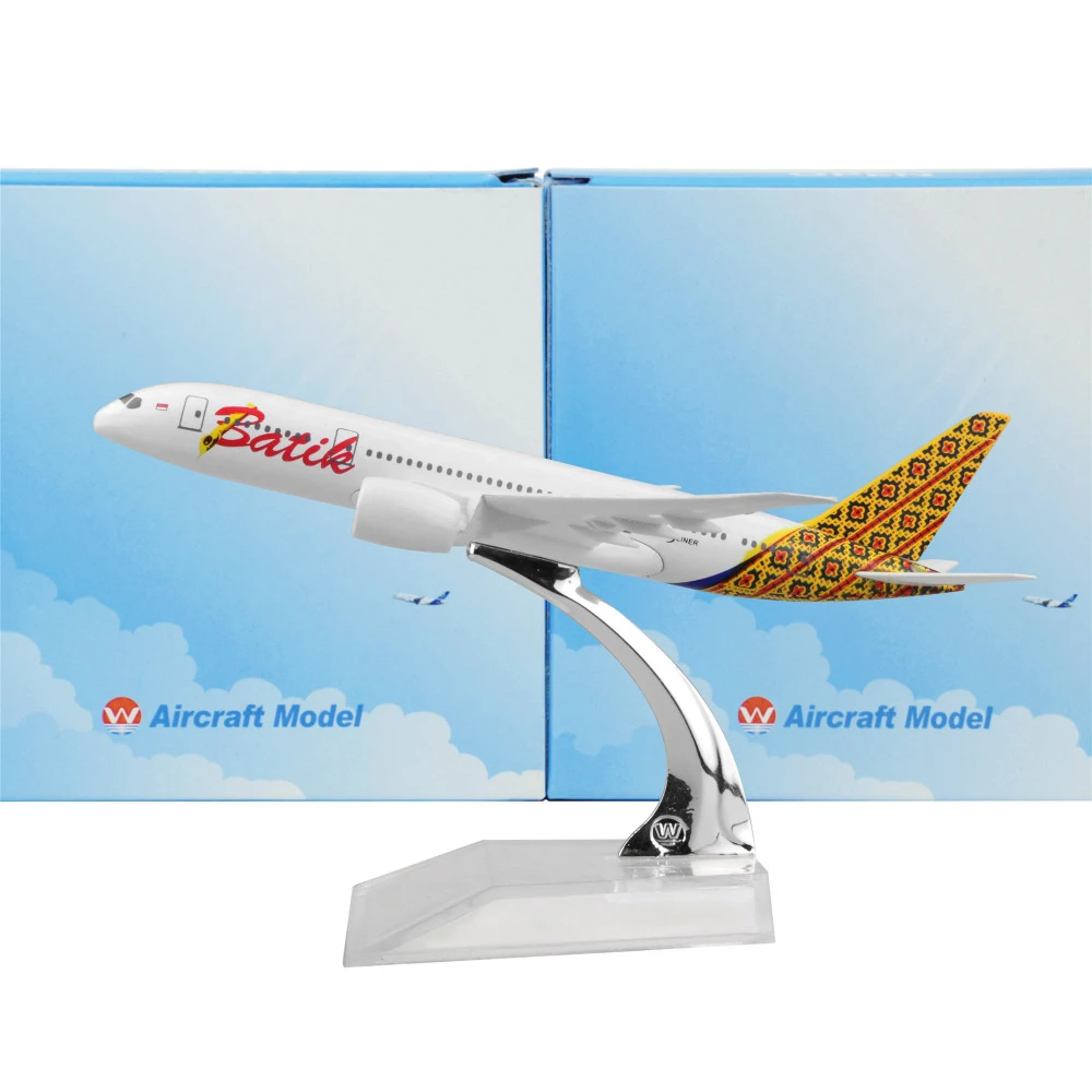 Indonesia Batik Air 787 16cm airplane models child Birthday gift