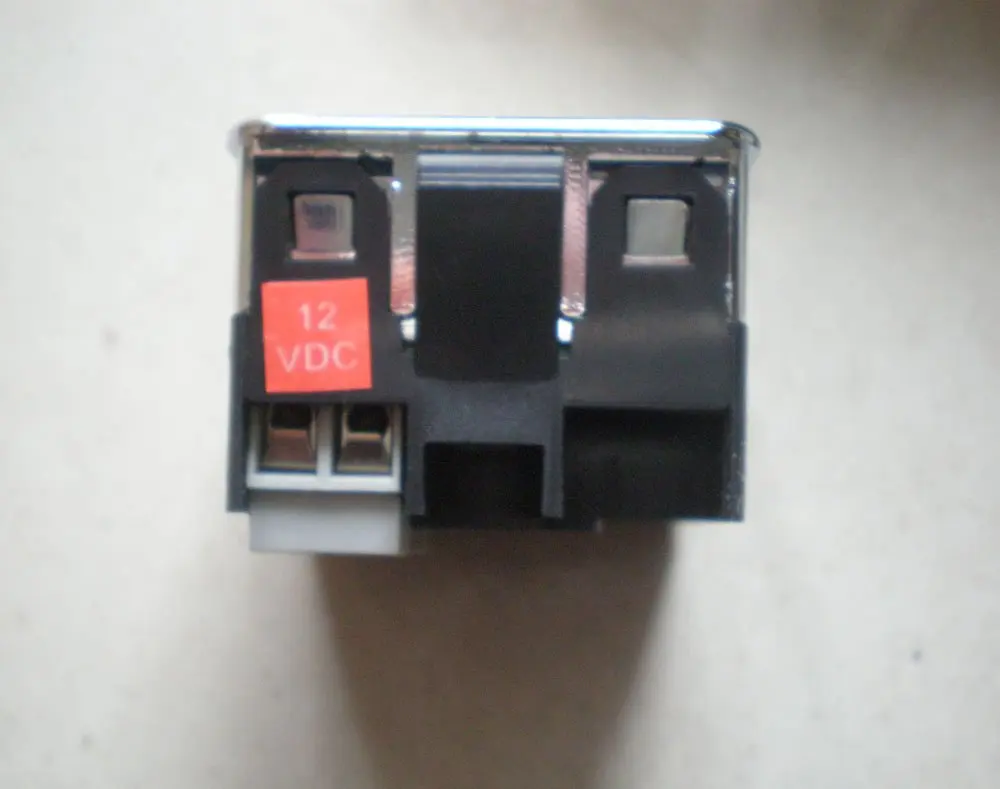 Mitsubishi Кнопка BA283