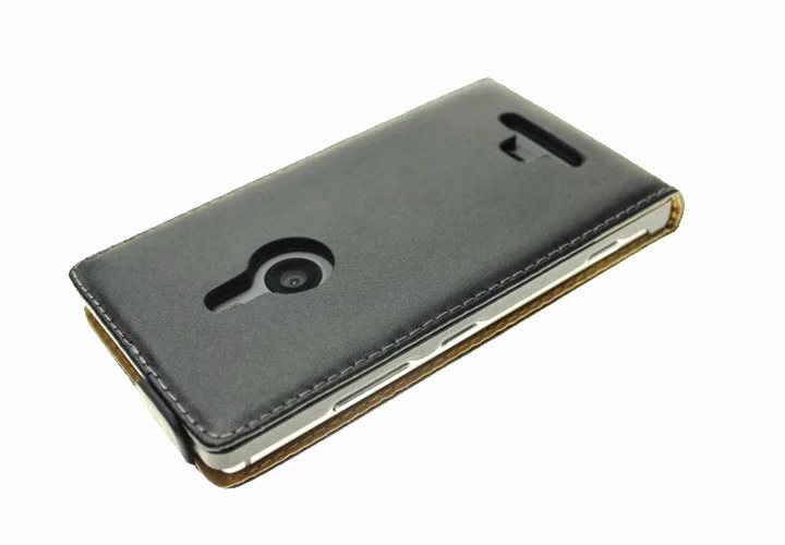 Lumia 925 leather case- 2.jpg