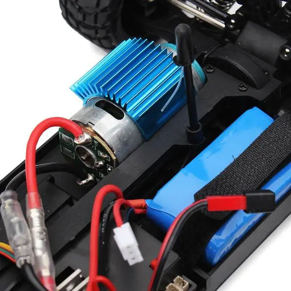 Новейший Wltoys A969 Rc пульт дистанционного управления автомобиля 1/18 2.4Gh 4WD короткий путь гоночный автомобиль