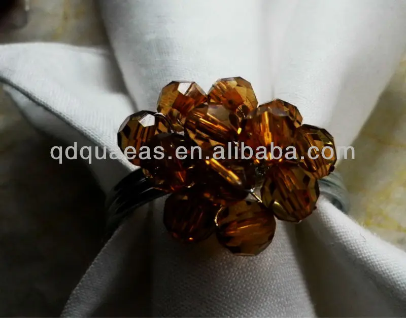 Продано на Aliexpress бисером кольцо для свадебных салфеток