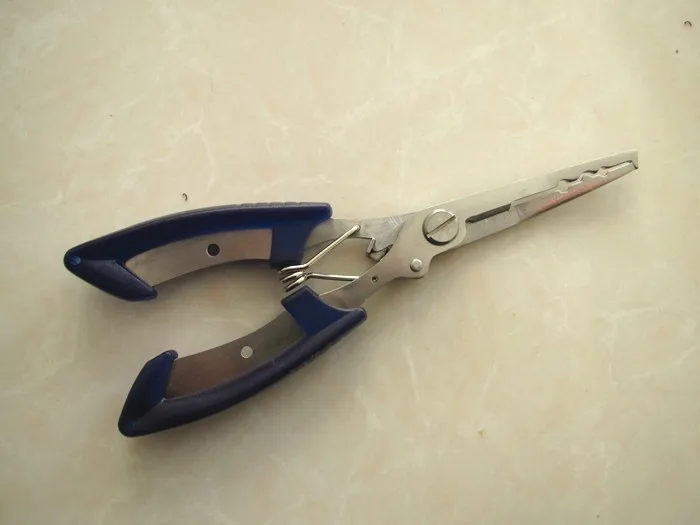 Plier