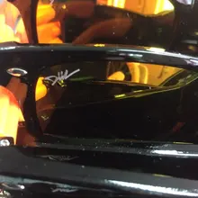 J***i