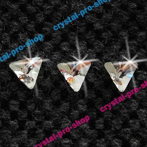 2716 Rivoli Triangle (1)