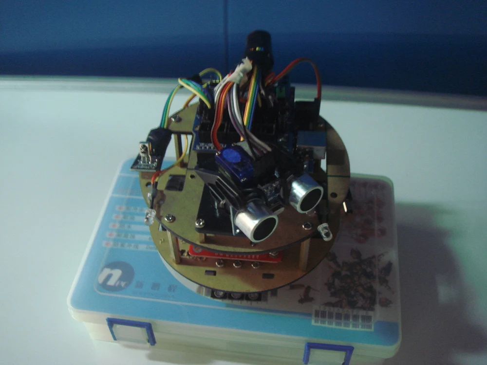 Arduino Robot салона автомобиля Базовый Комплект UNO Сенсор макет светодиодный L298N исследование стартер