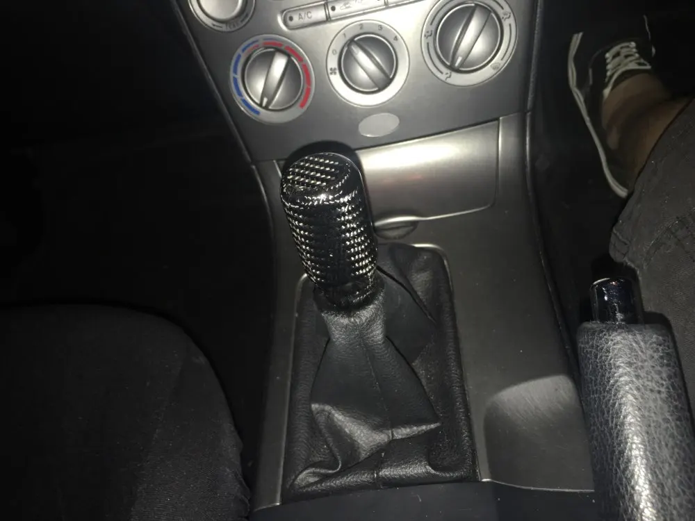 Red Cuque Car Manual Gear Shift Knob Stick Head Universal 2inch Automobile Shift Knob Lever Carbon Fiber Mounting Hole Diameter 8mm 10mm 12mm for Honda Mazda Mitsubishi Toyota Scion Nissan Infiniti