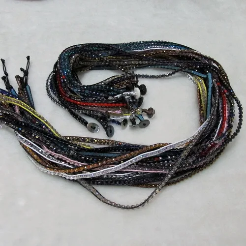 Новый Arriver Chirstmas партия Jewelry 4 мм хороший смешивает хрустальные Бусины на черные кожаные Обёрточная Бумага браслет 27 дюймов можно носить