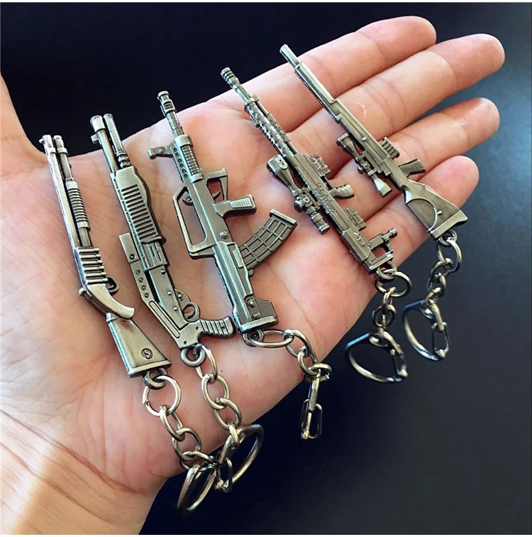 100pcs/Lot CSGO Gun Keychain AK47 Guns Key Chain M4A1 Gun Keyring CF Guns Key Ring