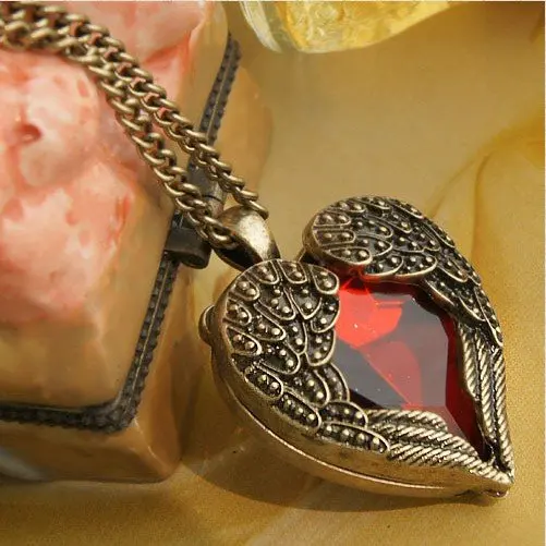 Новинка Airrival модное винтажное милое Стильное ожерелье с крыльями и красным кристаллом в форме сердца N15