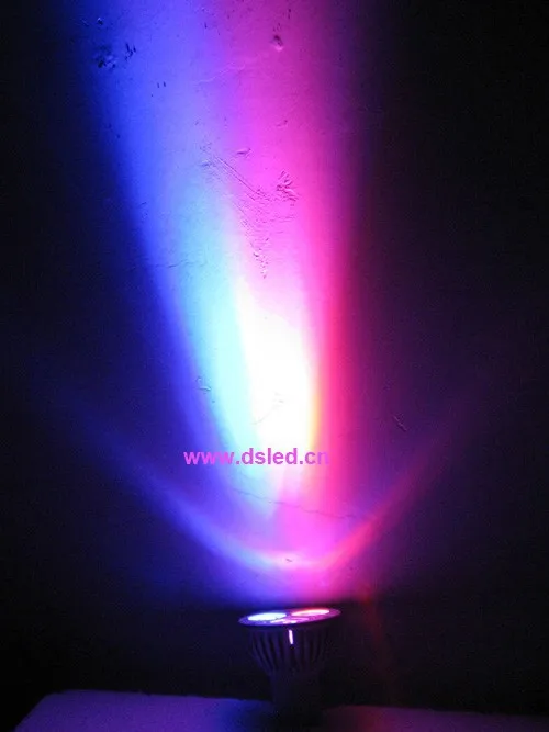 Бесплатная доставка, 3 Вт RGB светодиодный GU10 spotlight, 3 Вт RGB Светодиодный прожектор, 5VDC, постоянное напряжение, ШИМ, GU10-3W-RGB-5V, 4-проводное