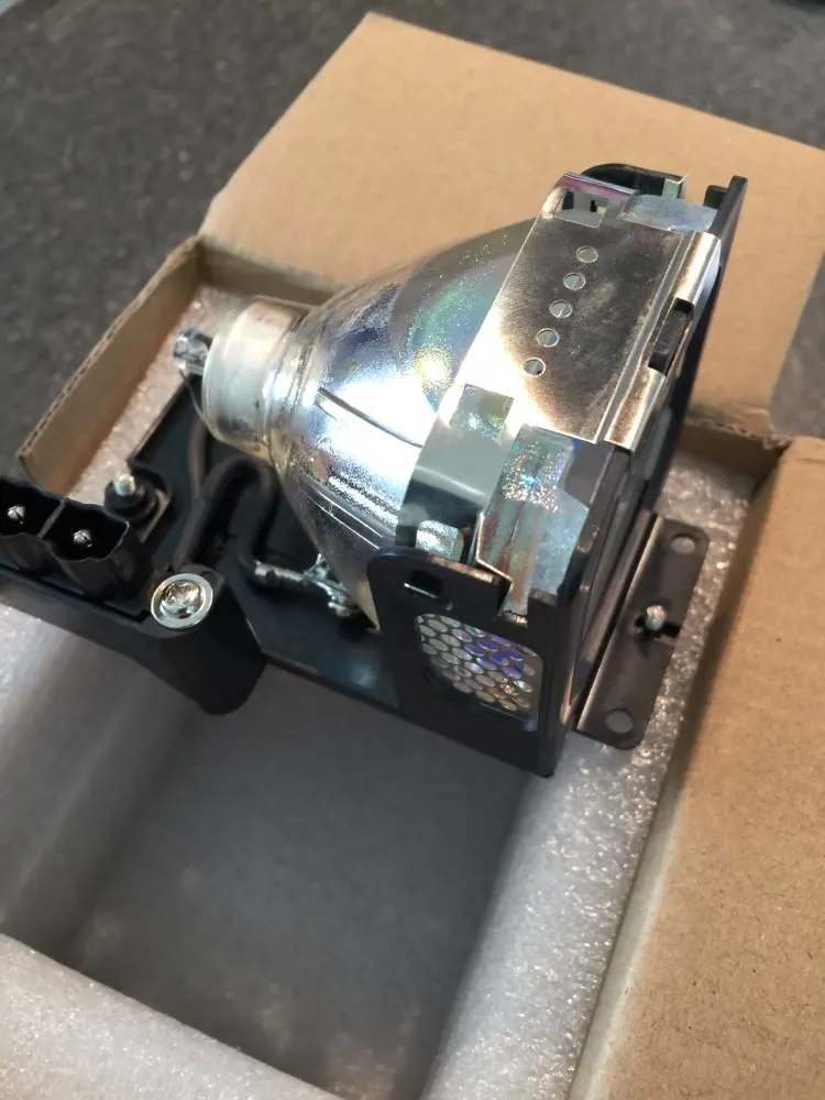 OEM CANON LV-LP18 LAMP FOR LV-7210 LV-7215 LV-7220 LV-7225 LV-7230 NLS