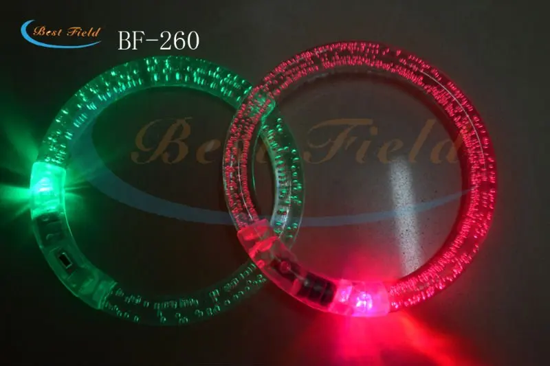 Free shipping 20pcs/lot 8.5cm acryl color changing  led flashing light bracelet for party favors