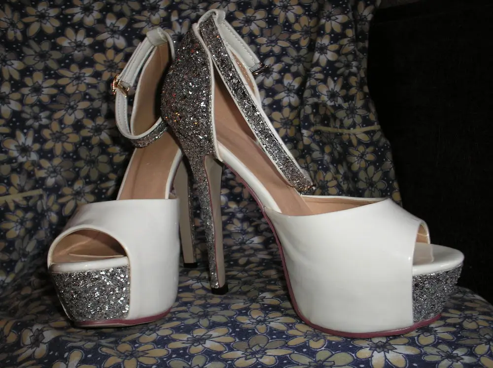 REAVE CAT/женские свадебные туфли-лодочки на высоком каблуке туфли с открытым носком на шпильке 13 см, на платформе, с пряжкой, размер 34-43, серебристый цвет, zapatos de mu