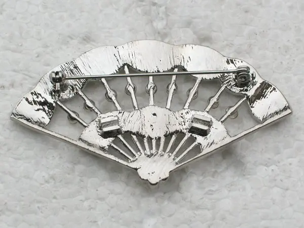 C813037A1