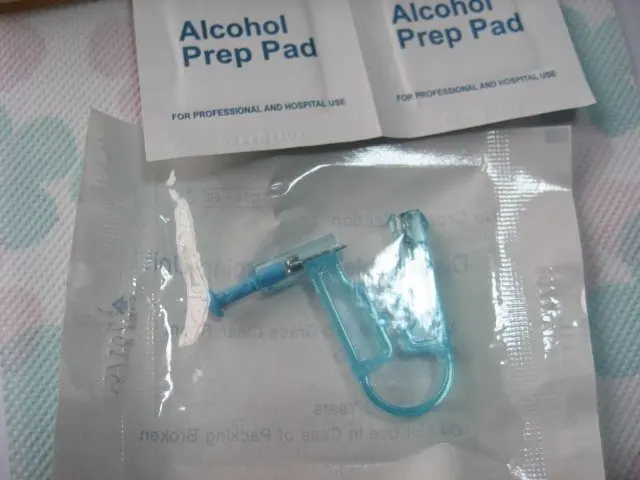 EAR PLUG 470.JPG