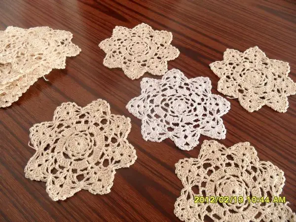 12 фото/лот вязаное крючком кружево, хлопок doilies star coaster для украшение на стол для дома коврик как Подстаканники Аксессуары для посуды