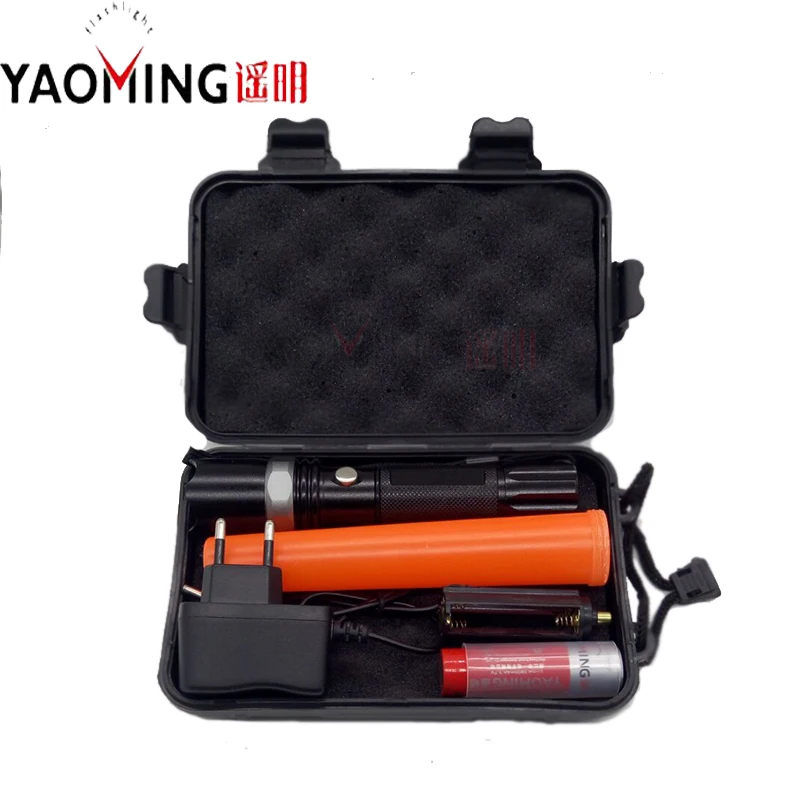 1000Lm CREE Q5 waterproof directing traffic wand torch lamp zoomable tactical police flashlight+18650 battery+charger camping | Лампы и