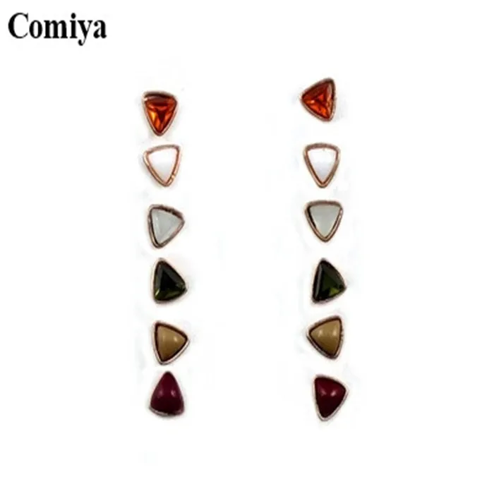 Мода золотой цвет заполненные треугольной формы сплава цинка искусственный