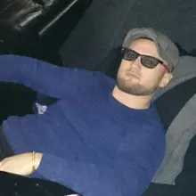 V***v