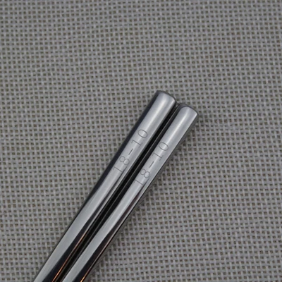 mirror polish 1 Pair Quality Stainless Chopsticks Square Antiskid Chopsticks Eco-friendly Clean Cutlery Metal Tableware Set 23cm Length - Цвет: mirror polish