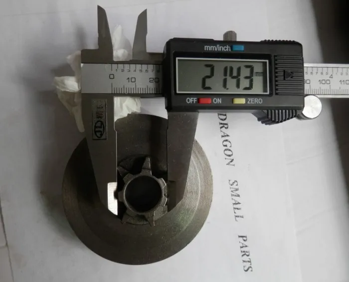 SPUR SPROCKET ZENOAH G4500 .325 7T 8.jpg_.webp