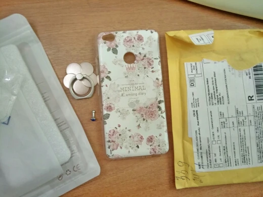 все пришло очень быстро, за две недели. Посылка отслеживалась на всем пути. Чехол сел на тел. как влитой. ZTE Nubia N1. В подарок пришло колечко держатель и заглушка. Заглушка правда у меня в телефоне не держится. Сам чехол отличный, очень понравился. Продавца советую.