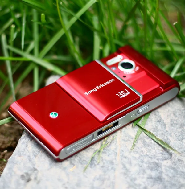 U1 мобильный телефон sony Ericsson U1i Satio разблокированный 3g 12MP Wifi gps сенсорный экран и гарантия 0ne год