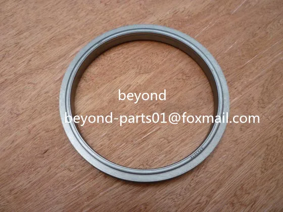 

DH220-5 excavator DB58 crankshaft rear oil seal AZ4079F