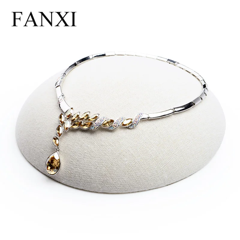 

FANXI Creative Design Creamy White Jewelry Display Wrapped with Linen Fabric for Necklace/Pendant Display Exhibition Jewelry