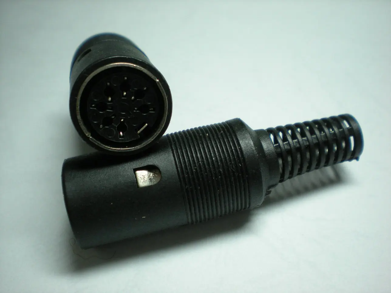 7pin-female-3