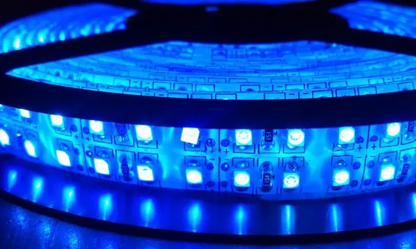 [Seven Neon] DC12V IP20/65 водонепроницаемый 5050 120 светодиодов/метр W/WW/CW красный/зеленый led лампа дневного света SMD