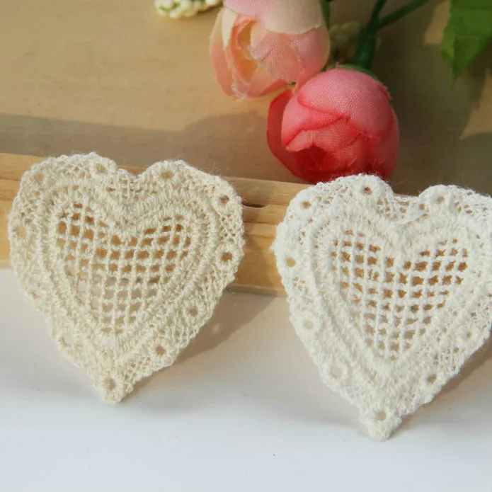 DIY Дизайн с сердечком Кружево Аппликации Ткань Вставить Ткань вставить и растворимые Кружево украшения, 40 шт./лот экрю и белый