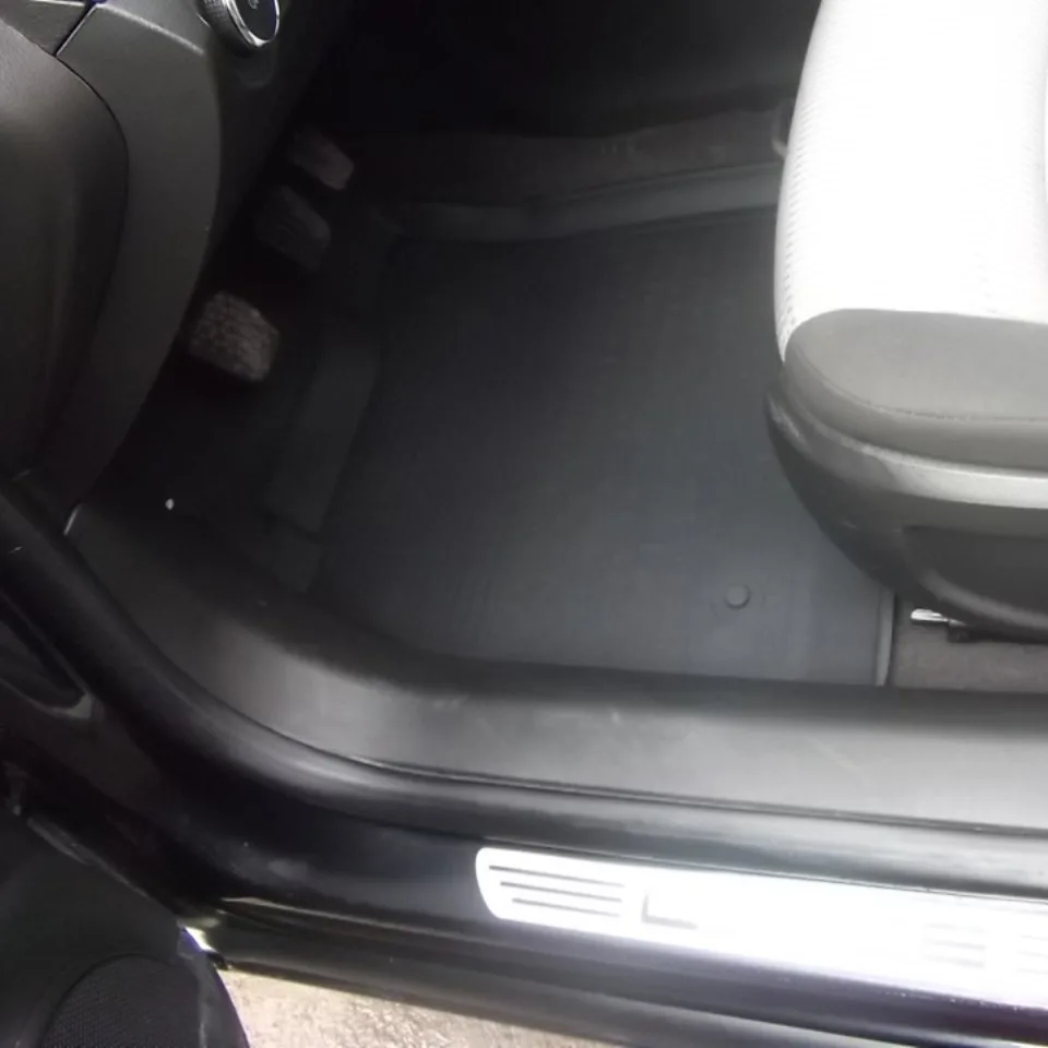 Для Chevrolet Cruze 2009- резиновые коврики с высокими бортиками Seintex 01443