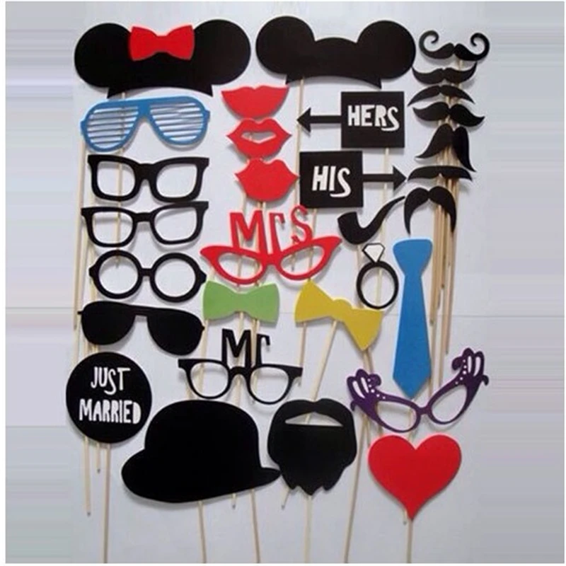 

NEW 2017 Mustache Lip Glass Mask for Fun Favors Photobooth Photocall Wedding Photo Booth Props Party Decorations Supplies 31pcs