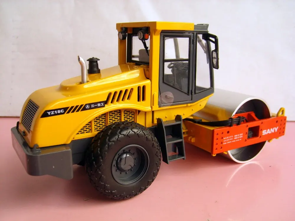 1:35 SANY YZ18C однобарабанные роликовые игрушки