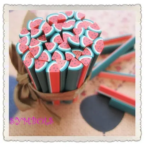 A-04 100 шт. 5 мм Треугольник Арбуз Форма Фрукты Кане Необычные Nail Art Полимерная Глина Кейн