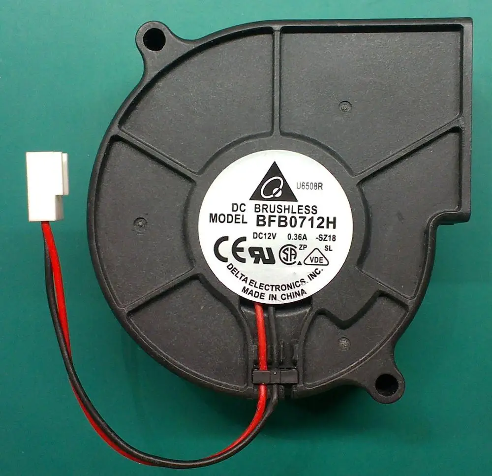 1pc DELTA BFB1012VH fan 9733 12V 2.7A 3pin