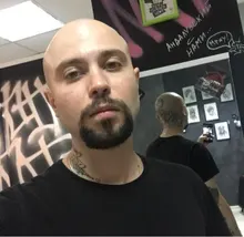 A***v