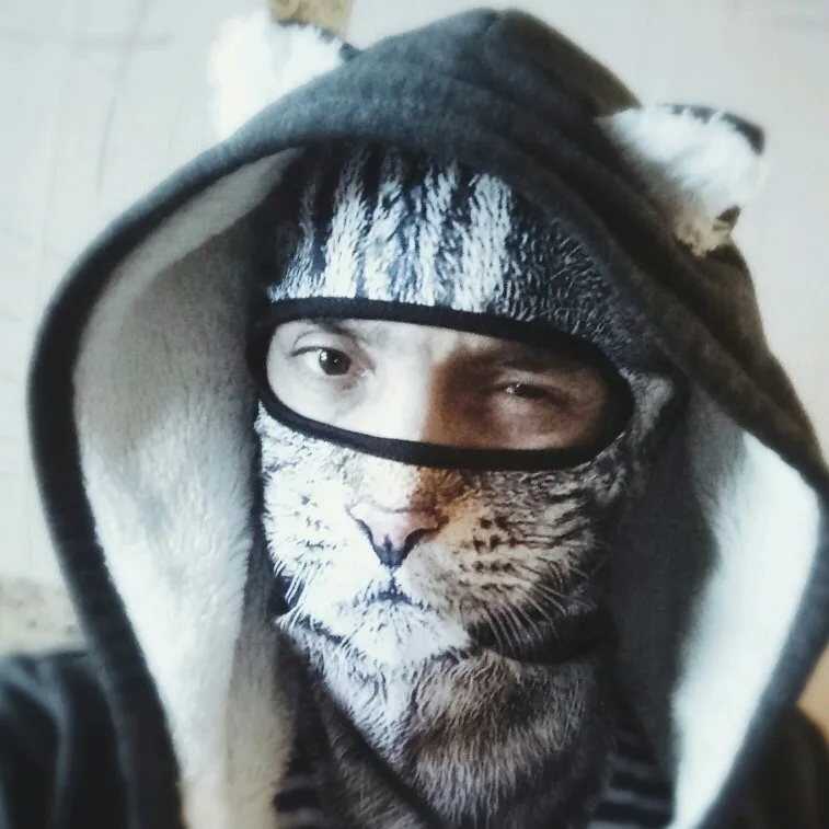 собака в маске балаклава. балаклава энимал. бернард в балаклаве. омон с собакой. подшлемник для собак.