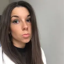 Y***a