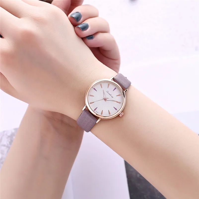 NEW Women's watches brand luxury fashion ladies watch Leather Band Analog Quartz Round Wrist Watch clock relogio feminino Y31 (1)