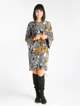

Long-sleeve Dress fancy flowers
