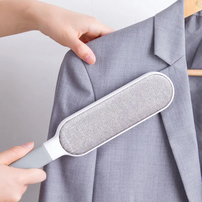 

TG-Motors Fur Remover Brush Magic Self-cleaning Pet Hair Brush Clothes Sofa Mattress Lint Cleaning Brushes