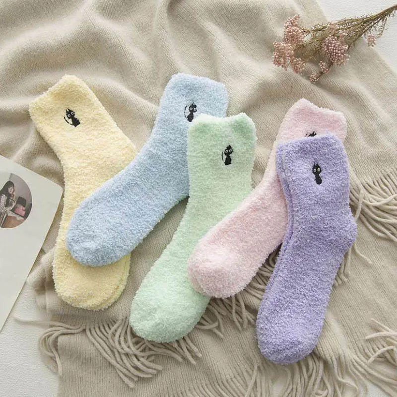 Толстые женские хлопковые милые плюшевые теплые носки для сна чулочно-носочные изделия зимние длинные носки женские Новогодние рождественские носки из кораллового флиса