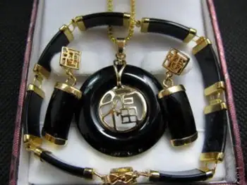 

Fine Natural Black jades pendant necklace bracelet earrings Jewelry set AAA
