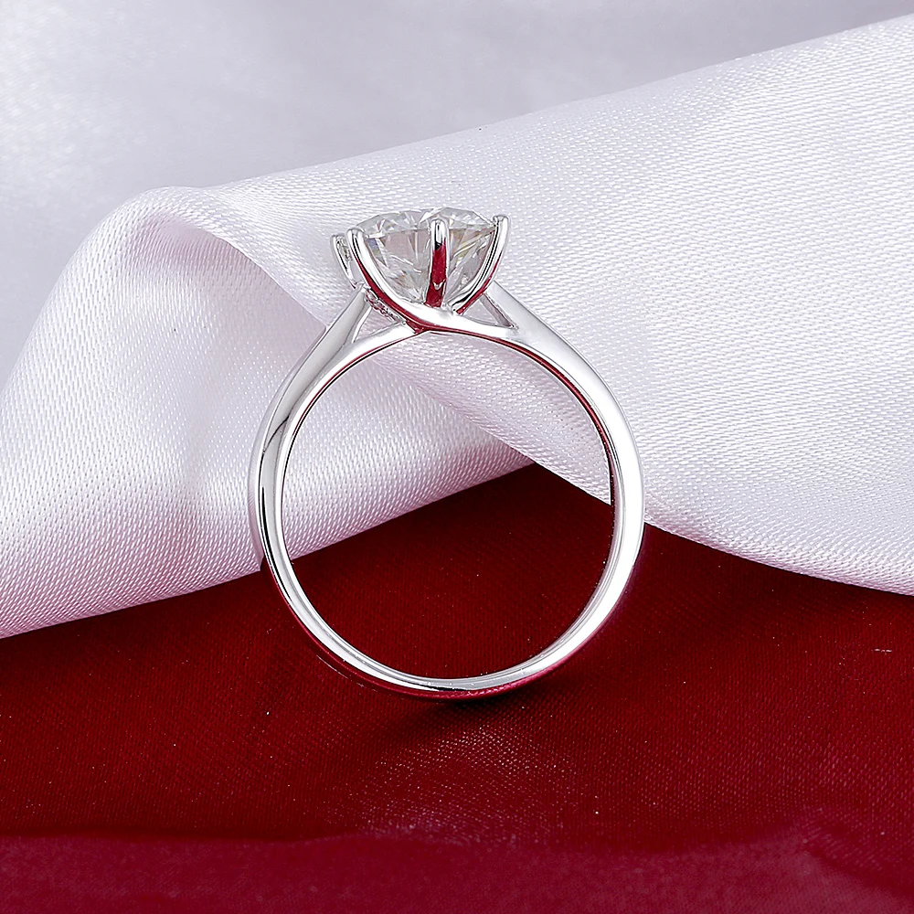 center 2ct moissanite engagement ring (3)