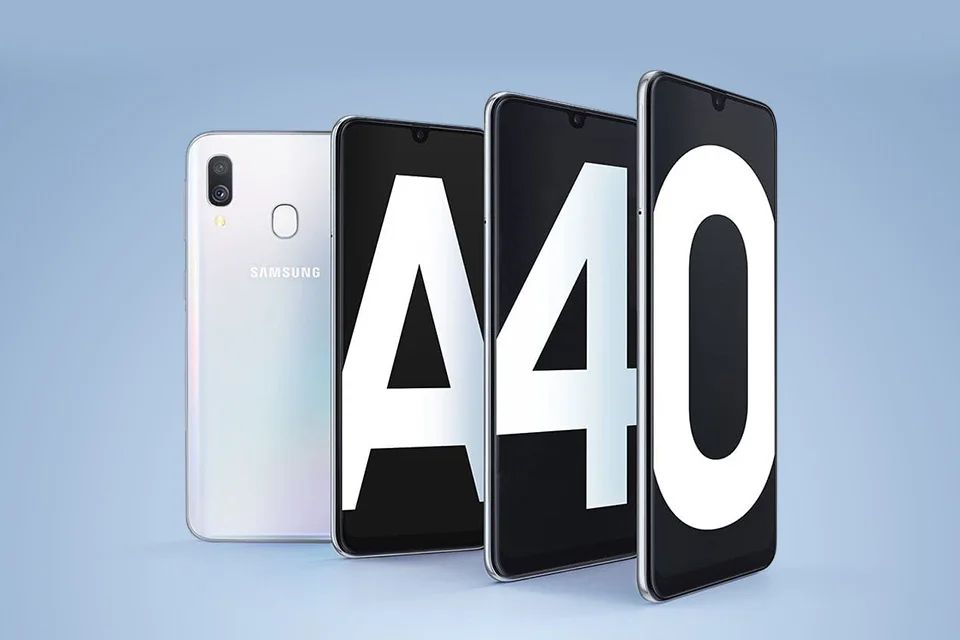 Смартфон Samsung Galaxy A40 4+64GB