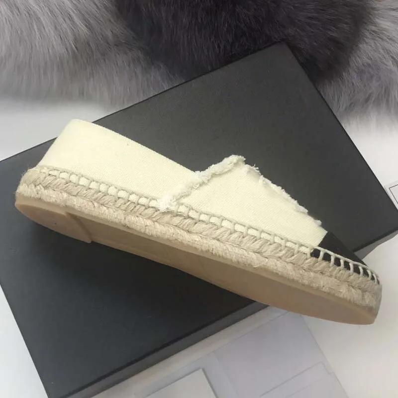 

High quality famous brand Fashionable Popular Woman Luxury Shoes genuine leather Unisex Shoes For Adult Breathable Lace-Up