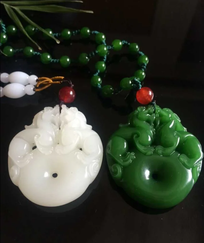 

Men and women models green jadeite pixiu peace deduction pendant pendant>>>>> Free shipping